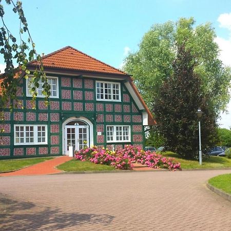 Schloss Herrenstein Gerswalde Buitenkant foto